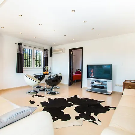 Villa Hugo 11 By Abahana
